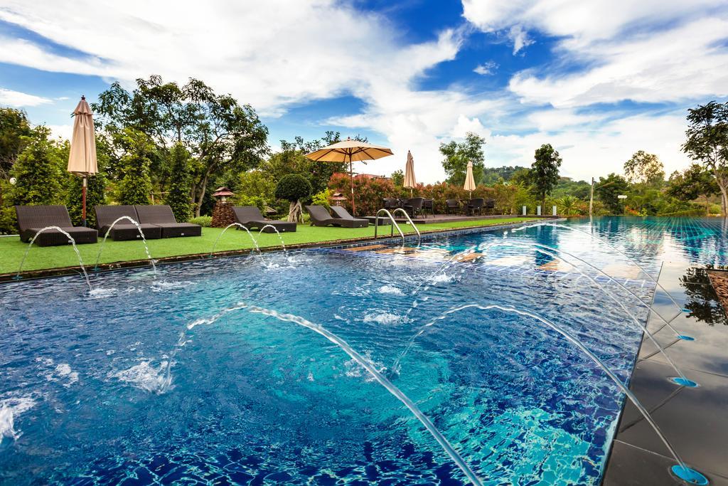 Phukumhom Khao Yai Otel Wangkata Dış mekan fotoğraf