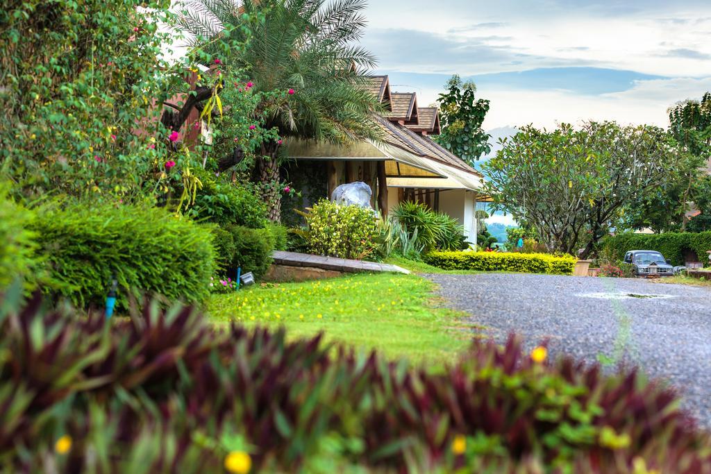 Phukumhom Khao Yai Otel Wangkata Dış mekan fotoğraf