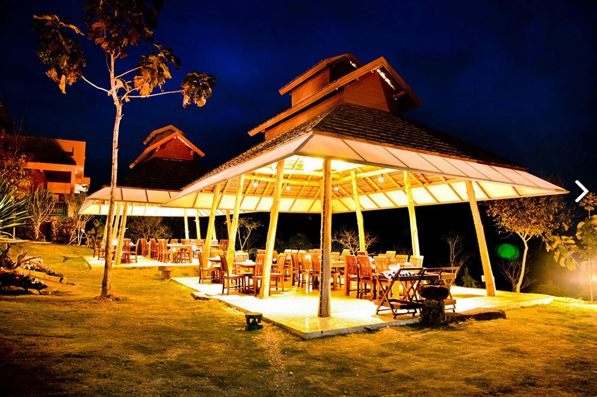Phukumhom Khao Yai Otel Wangkata Dış mekan fotoğraf